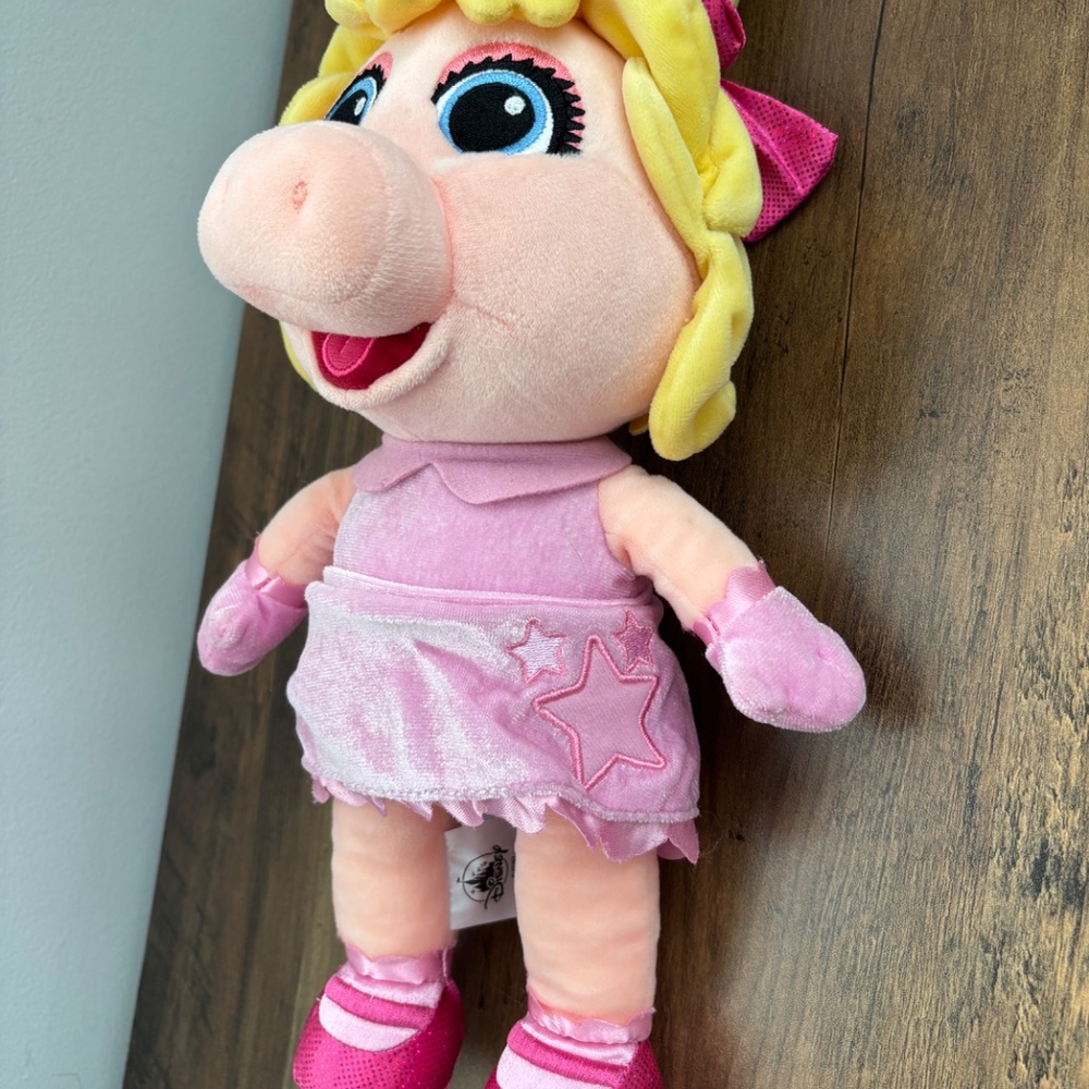 Disney Store MISS PIGGIE Muppet Babies Plush Pig Pink 14" Toy Stuffed Animal - Picture 6 of 13